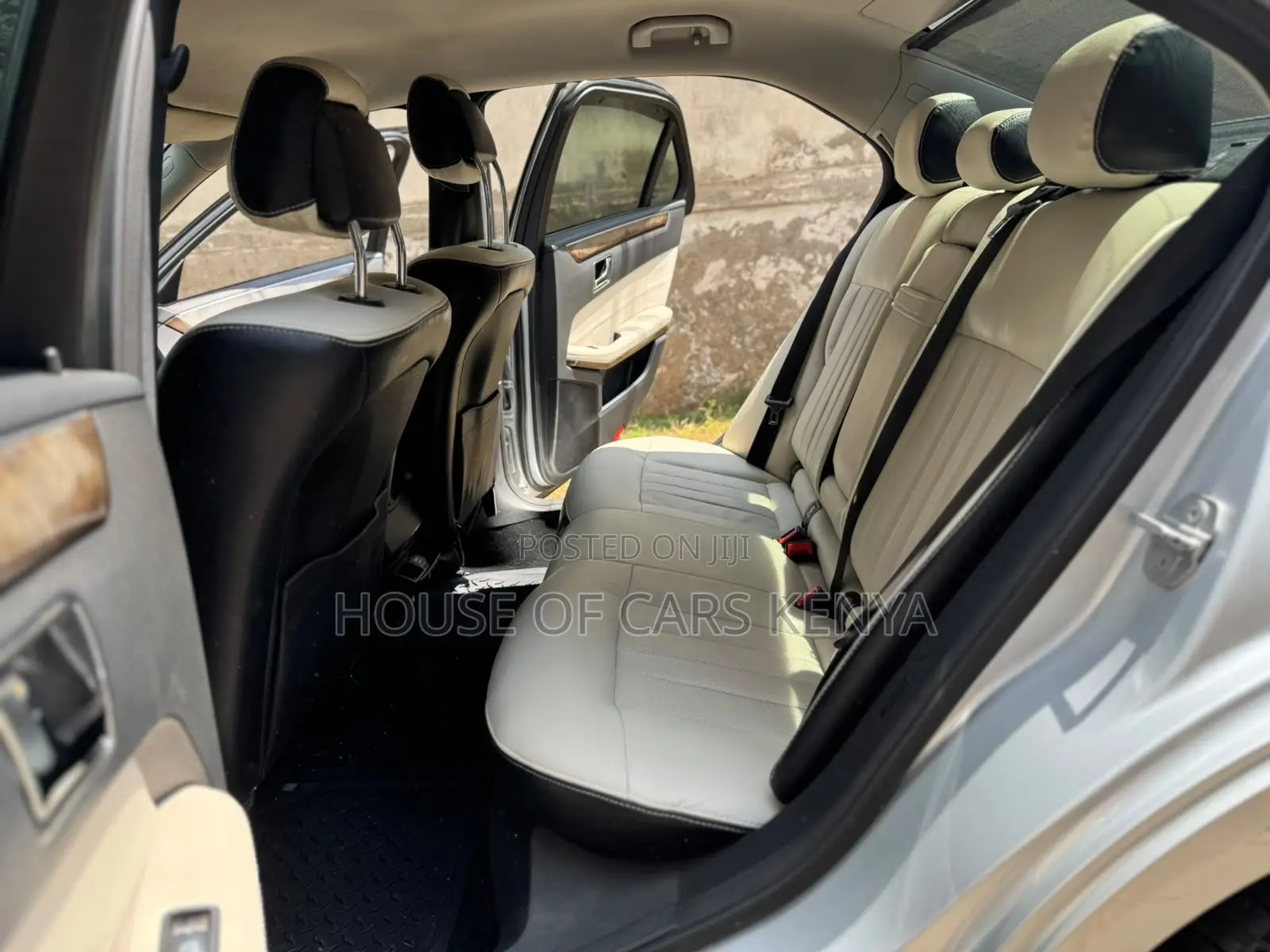 Mercedes-Benz E300 2010 Silver