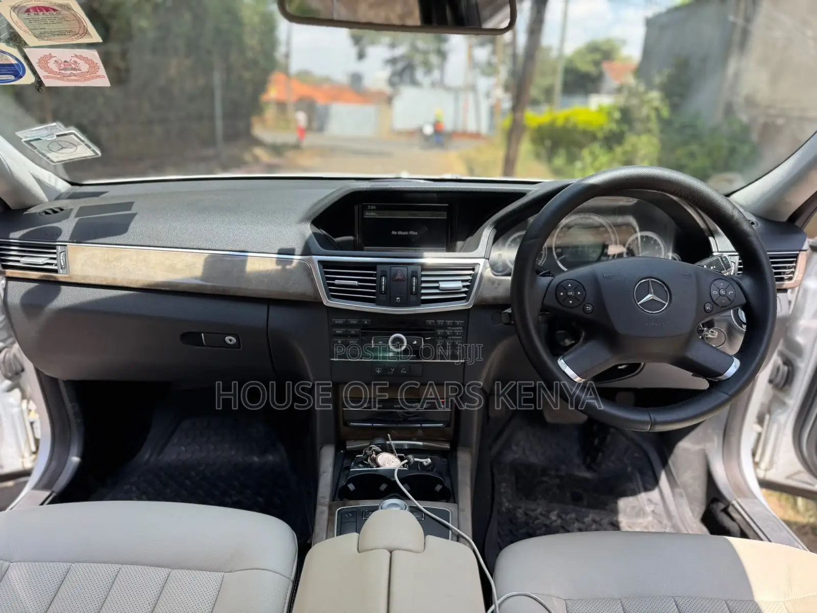 Mercedes-Benz E300 2010 Silver