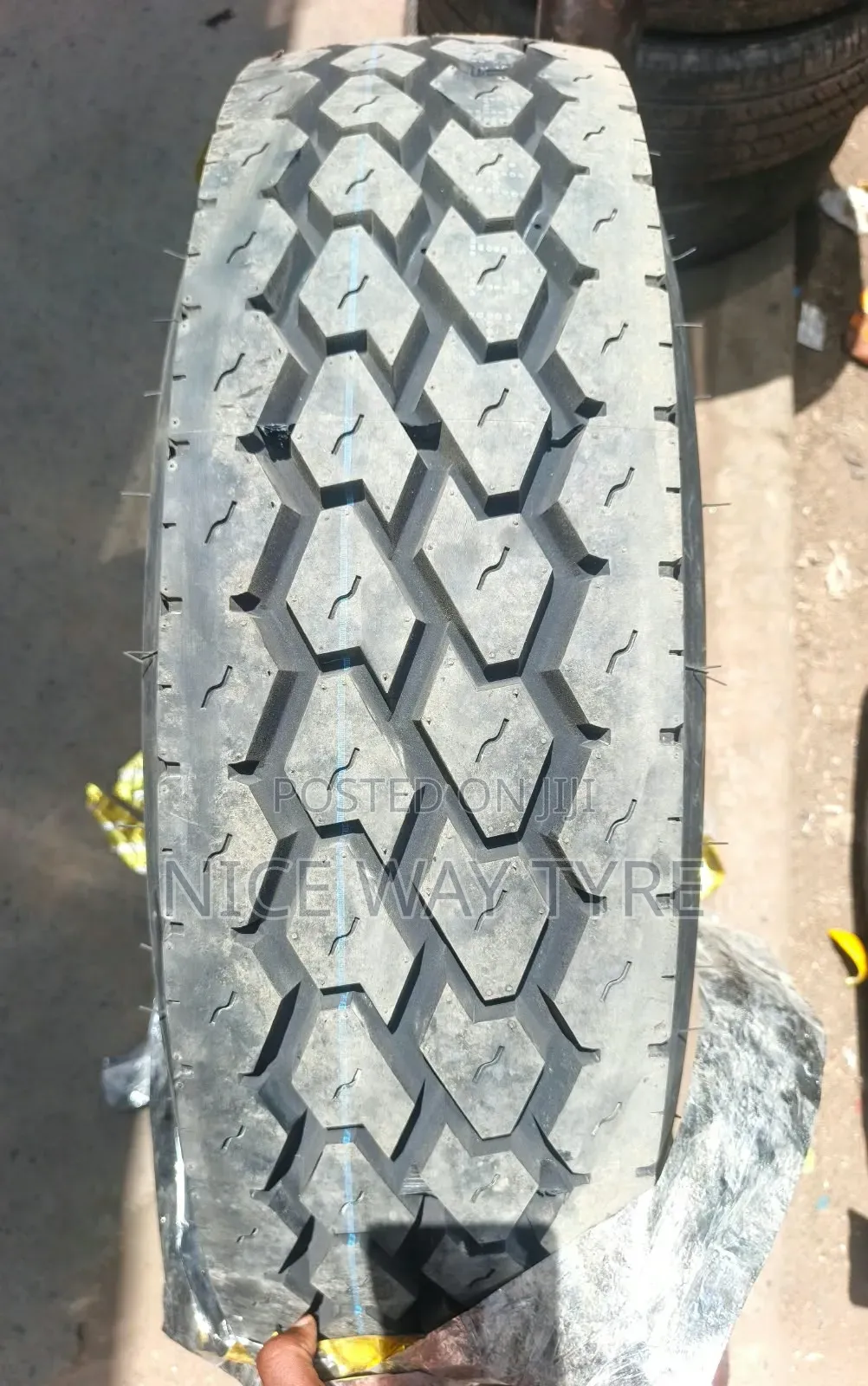 10.r17.5 Black Hawk