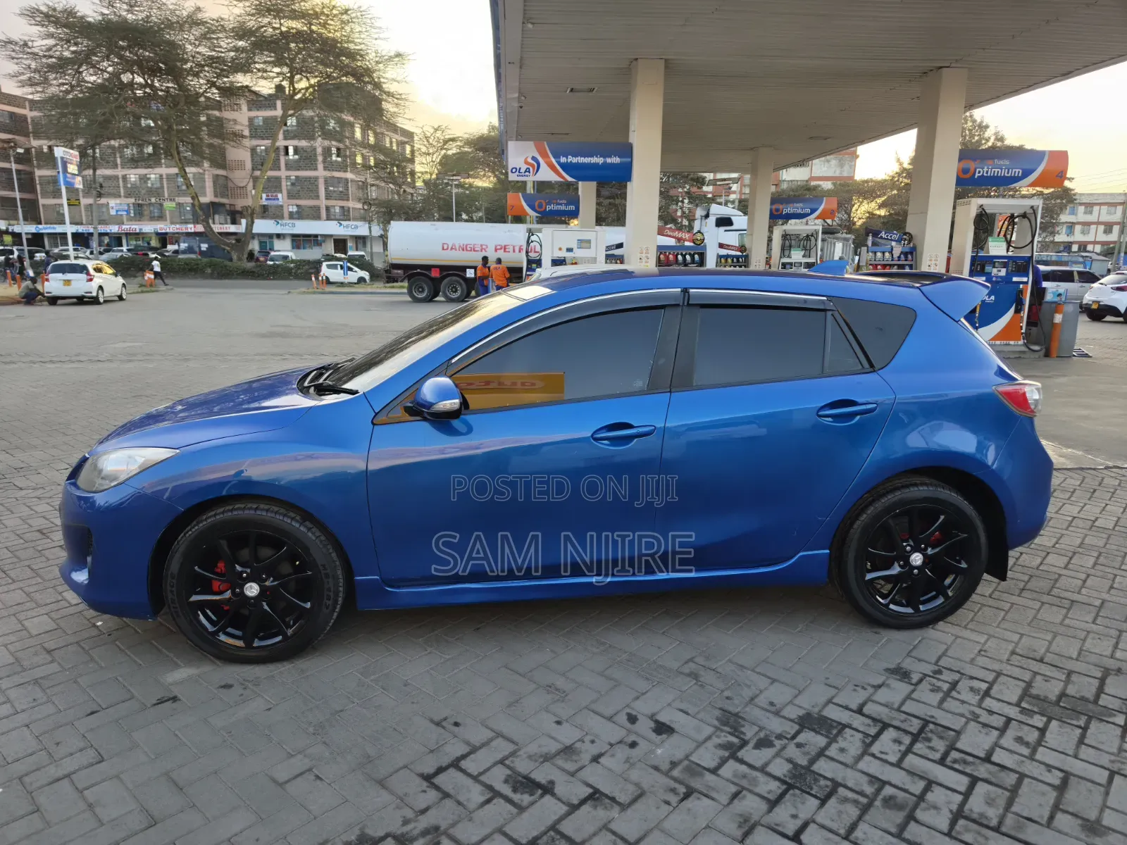 Mazda Axela 2013 Blue