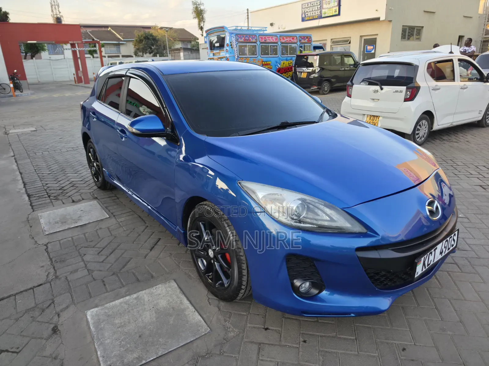Mazda Axela 2013 Blue