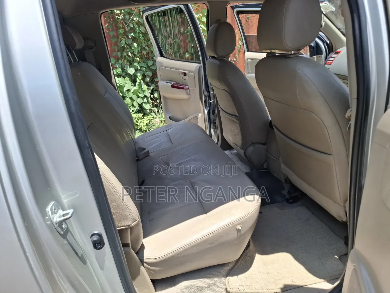 Toyota Hilux 3.0 D-4D 4x4 2012 Silver