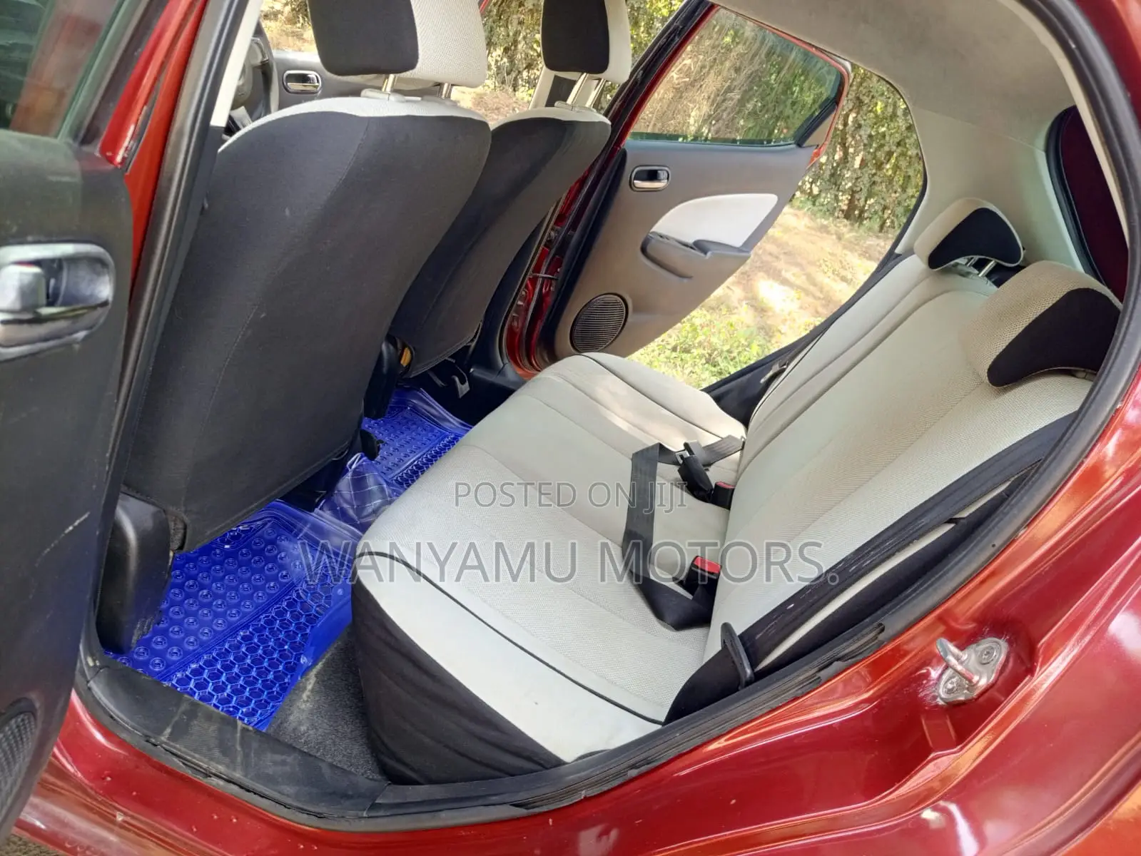Mazda Demio 2011 Maroon
