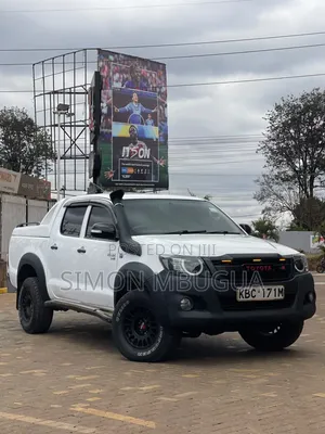 Toyota Hilux 2008 White