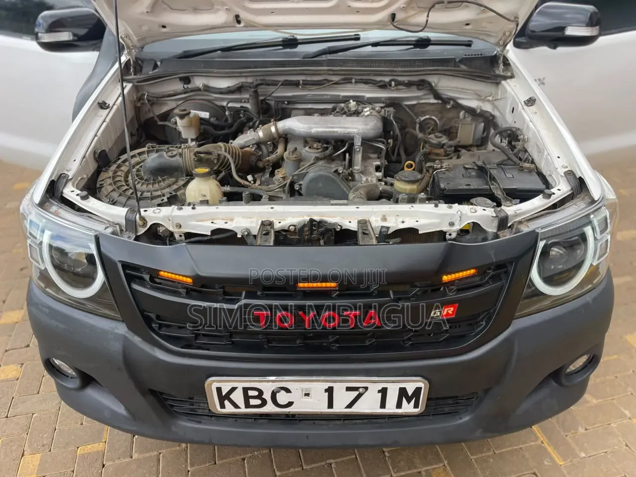 Toyota Hilux 2008 White
