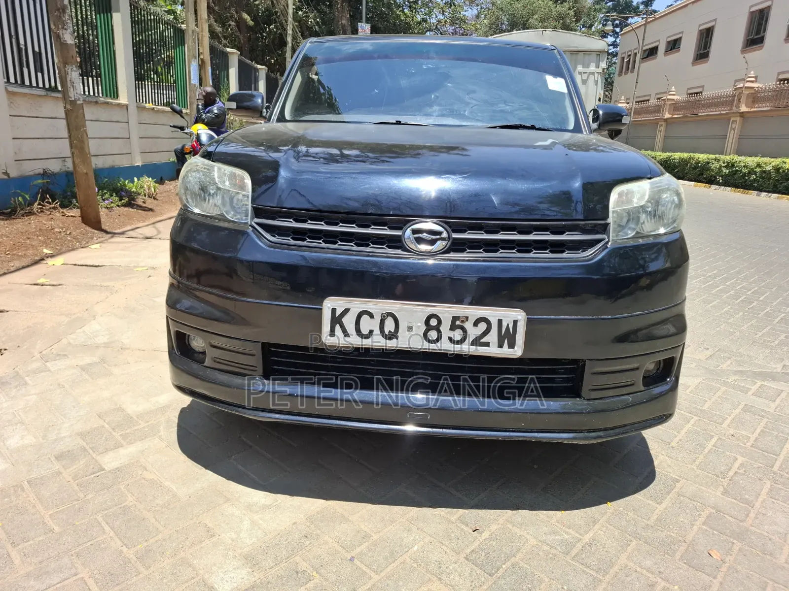 Toyota Corolla Rumion Hatchback 1.5 FWD 2011 Black