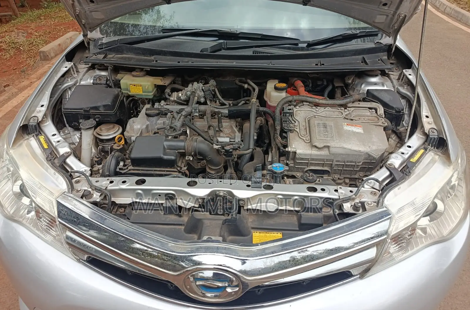 Toyota Corolla Fielder 2013 Silver