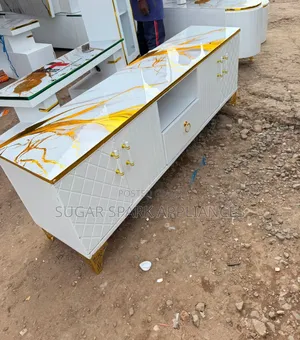 Mable TV Stand