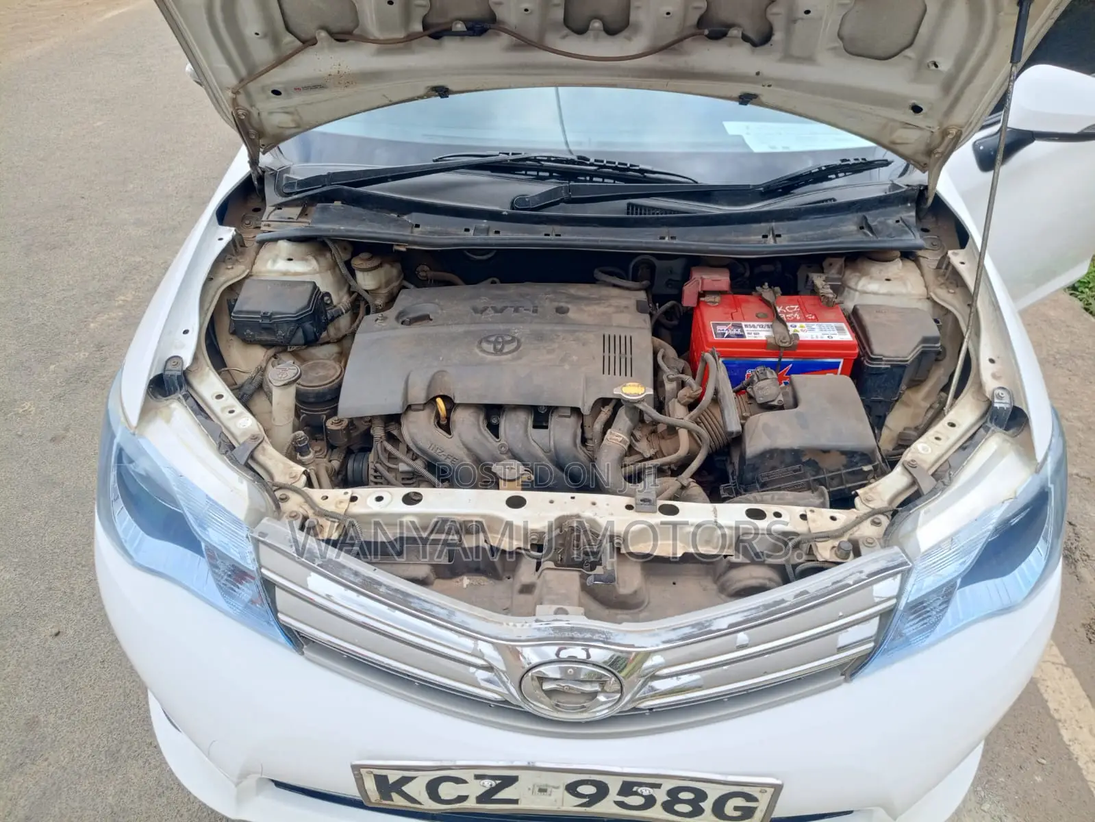Toyota Axio 2013