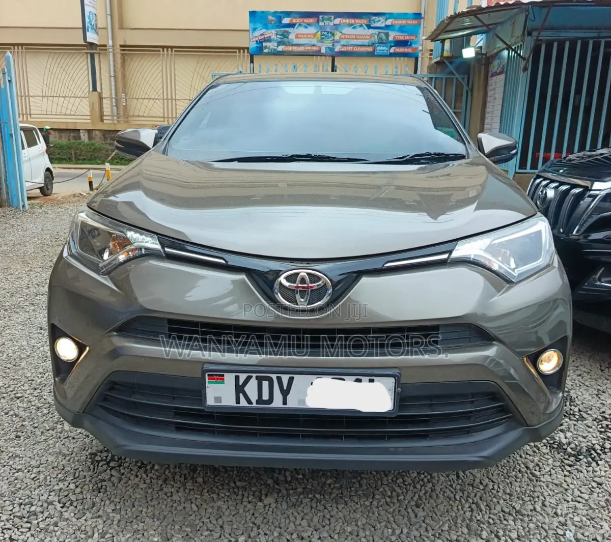 Toyota RAV4 2017 Gray