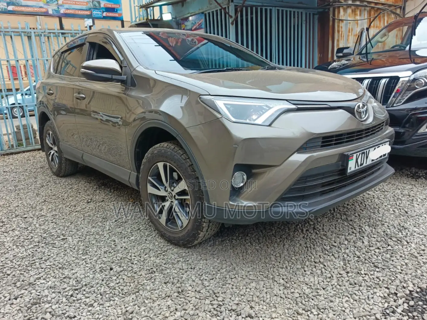 Toyota RAV4 2017 Gray