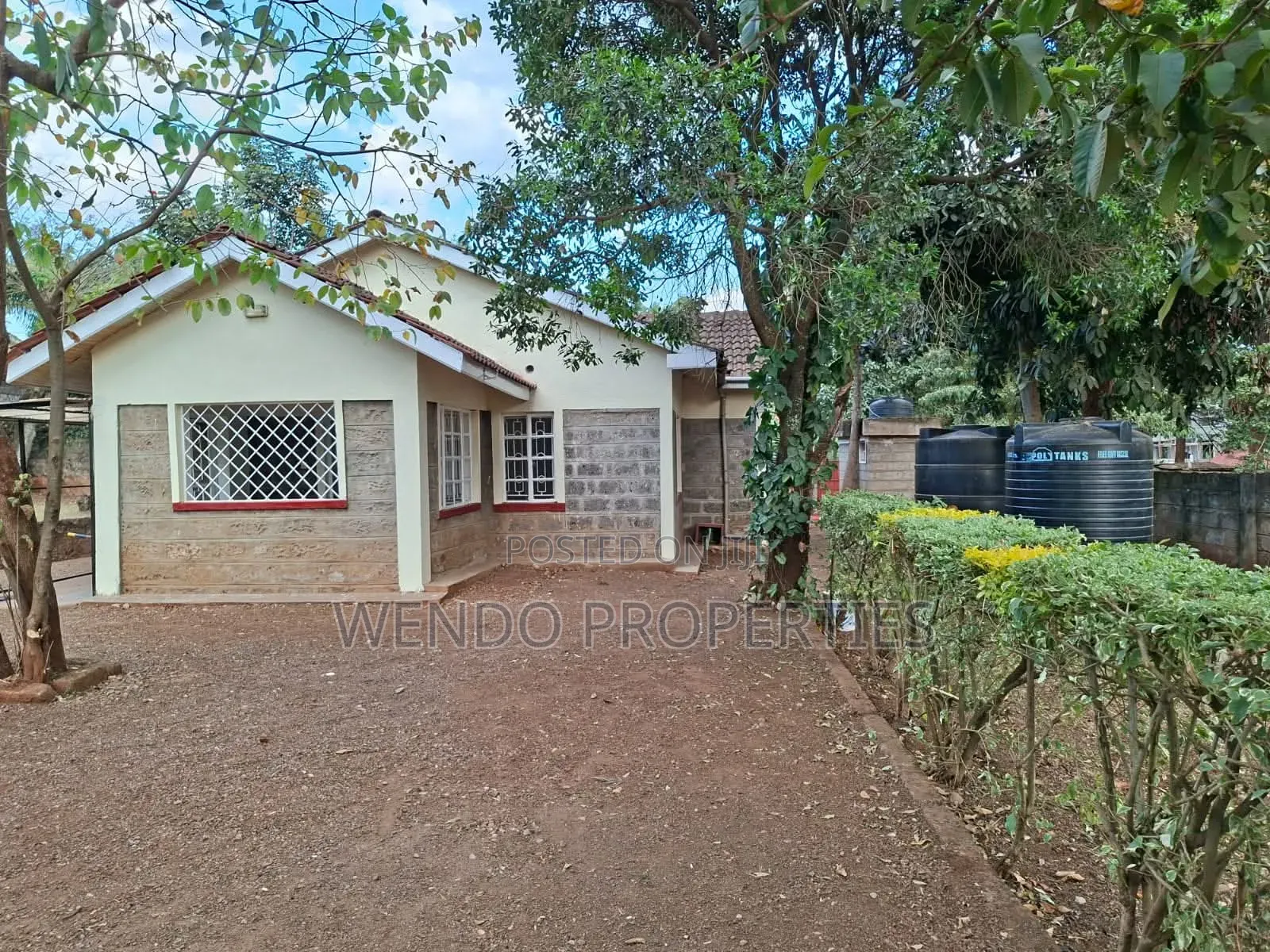 3bdrm Bungalow in Karen C for rent