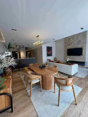 3bdrm Duplex in Hotel 67 Area for sale