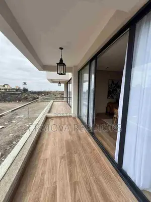 3bdrm Duplex in Hotel 67 Area for sale