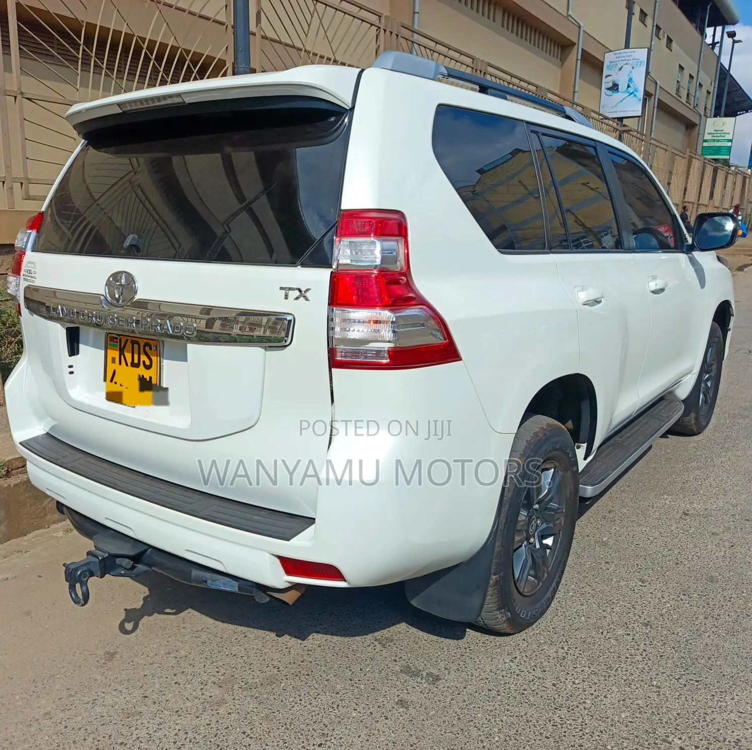 Toyota Land Cruiser Prado 2017 White