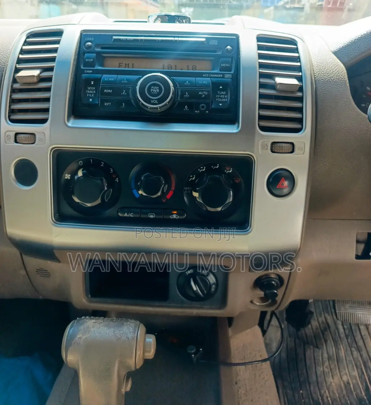 Nissan Navara 2007 White