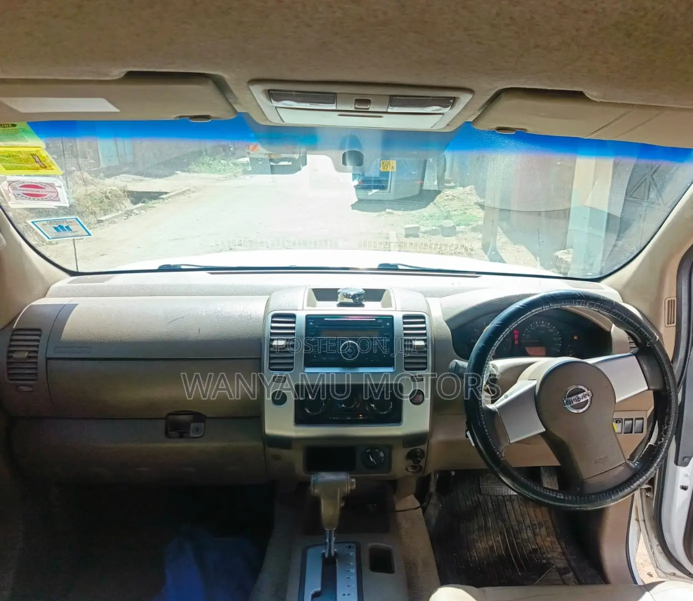Nissan Navara 2007 White
