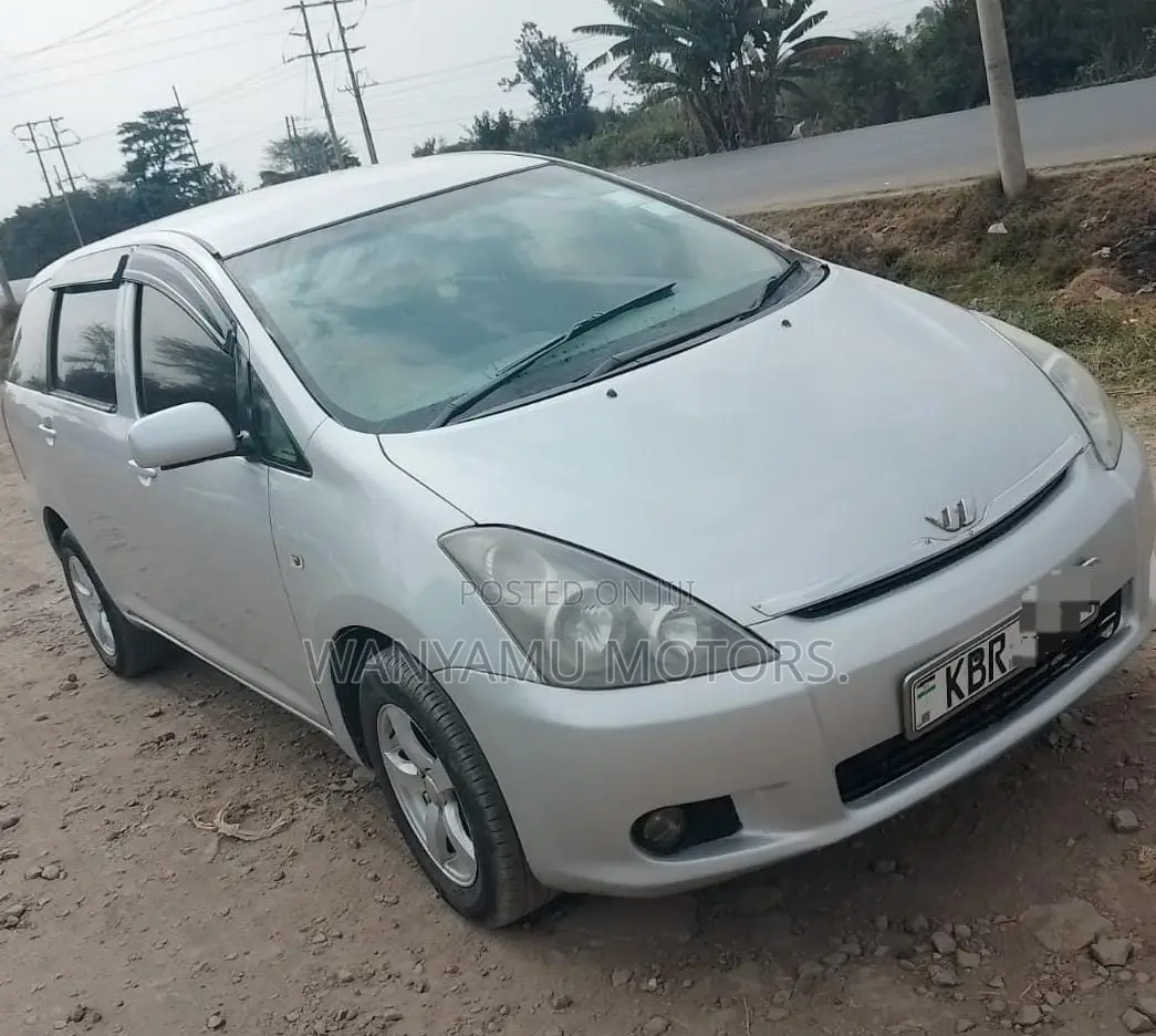 Toyota Wish 2006 Silver