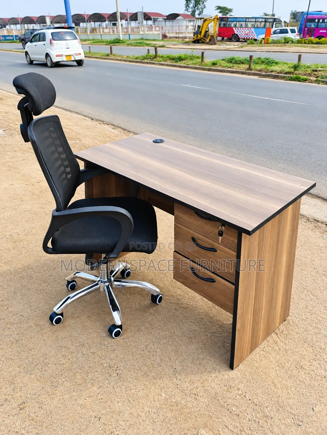 Executive Office Desk With Ergonomic Headrest Office Chair