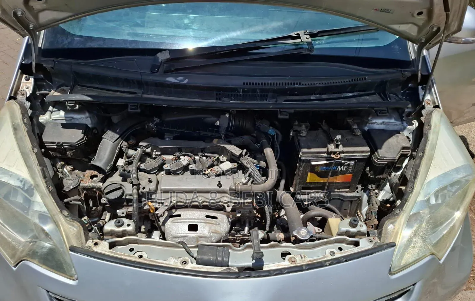 Toyota Ractis 2011 Silver