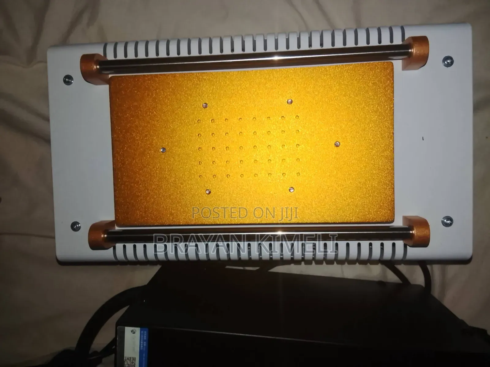 Screen Separator