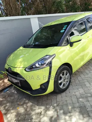 Toyota Ractis 2016 Green