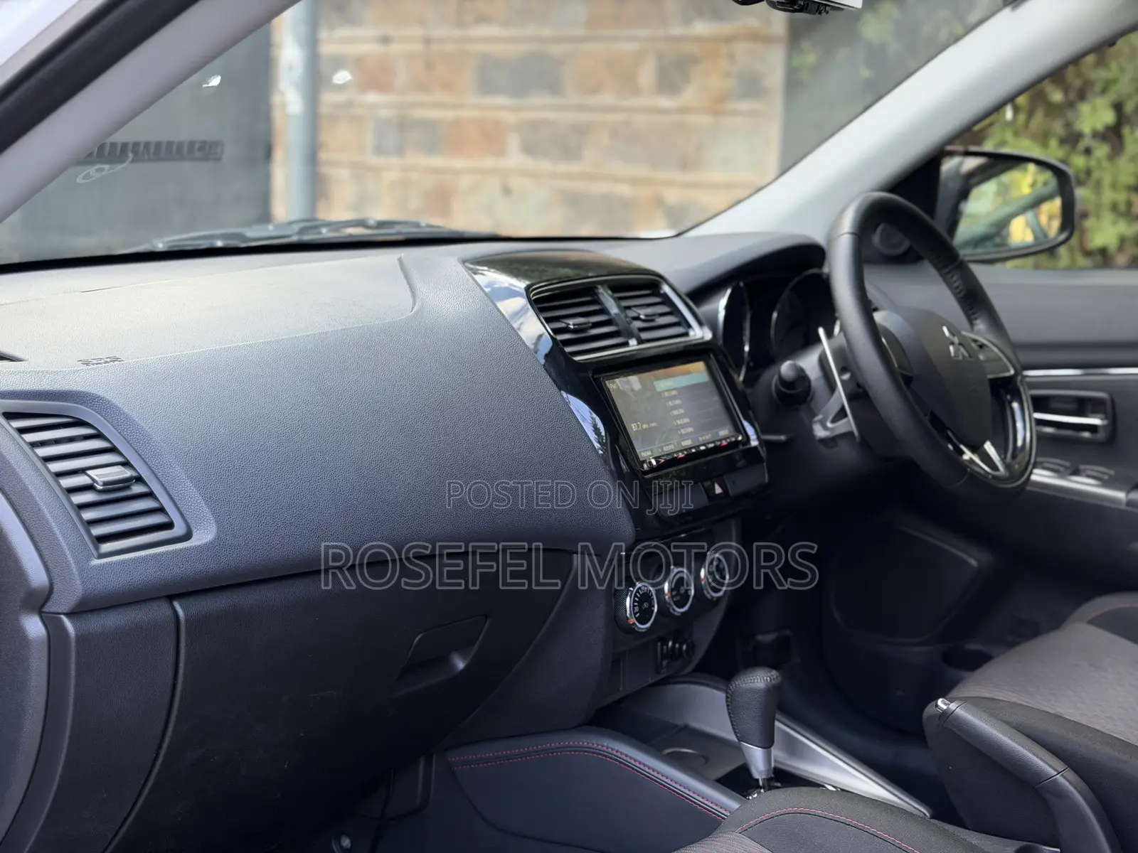 Mitsubishi RVR 2019 White