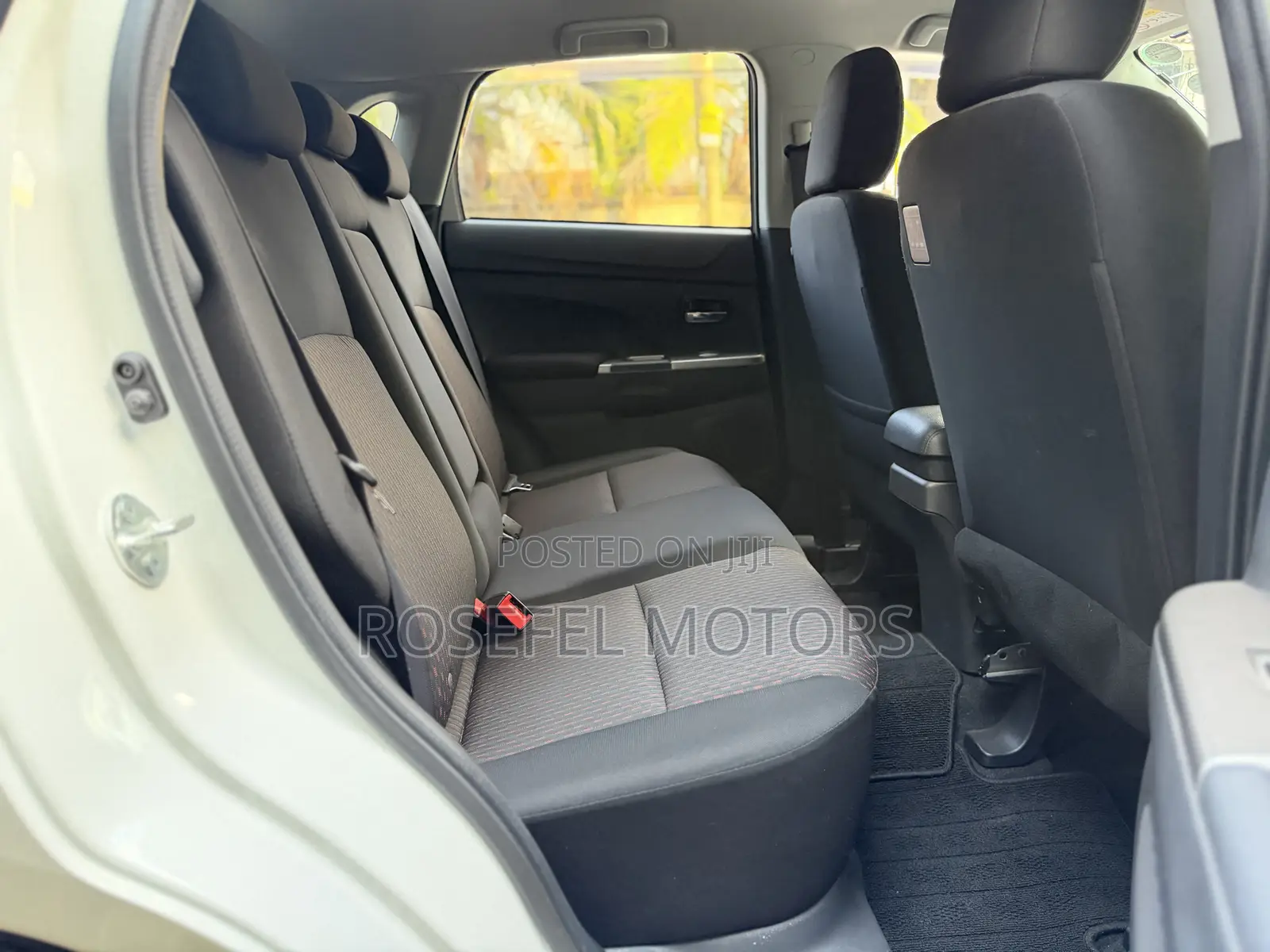 Mitsubishi RVR 2019 White