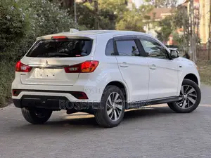 Mitsubishi RVR 2019 White