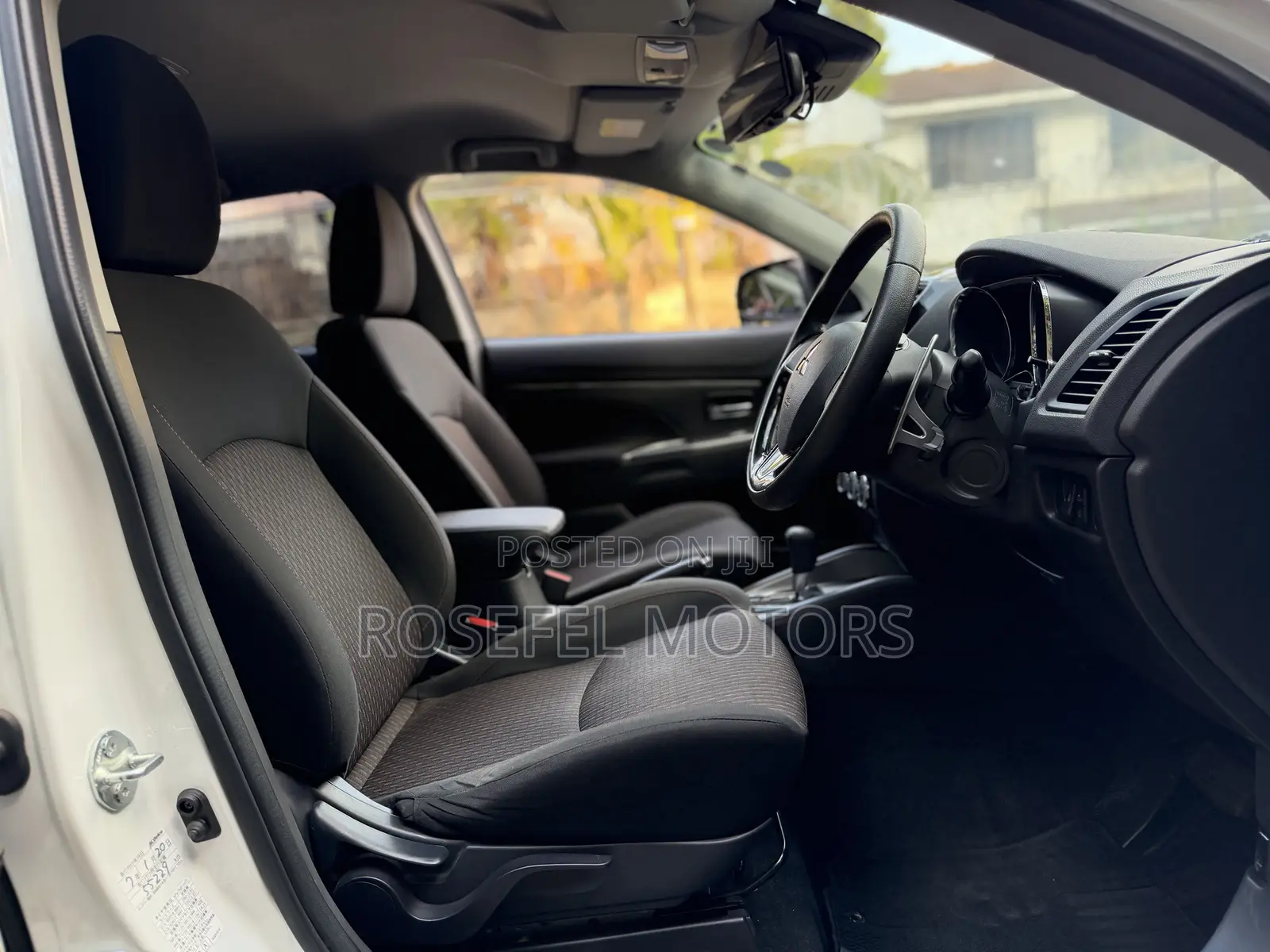 Mitsubishi RVR 2019 White