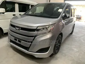 Toyota Noah 2.0 AWD (7 Seater) 2019 Ivory