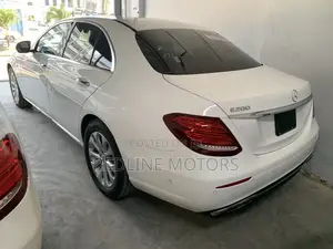Mercedes-Benz E200 2019 White