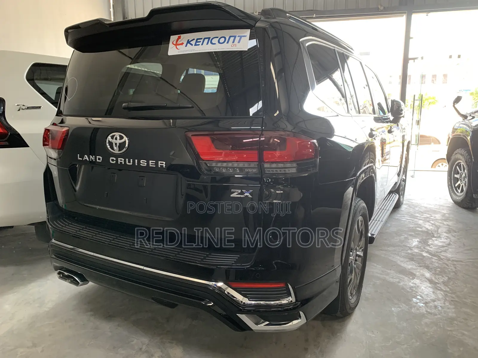 Toyota Land Cruiser LC300 2024 Matt Black