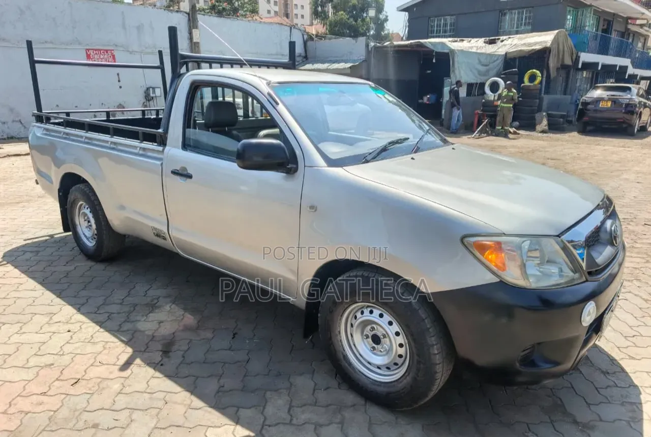 Toyota Hilux 2009 Gray