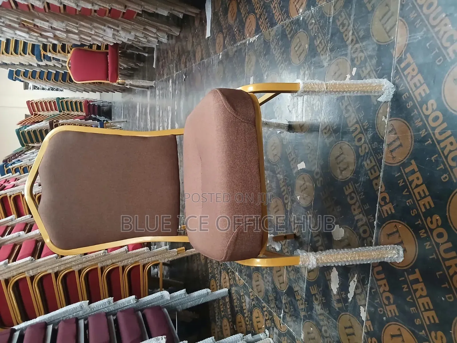 Brown Banquet Chair With Gold Frame for Wedding Event Seating