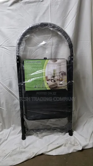 23810b Black 2-Step Ladder