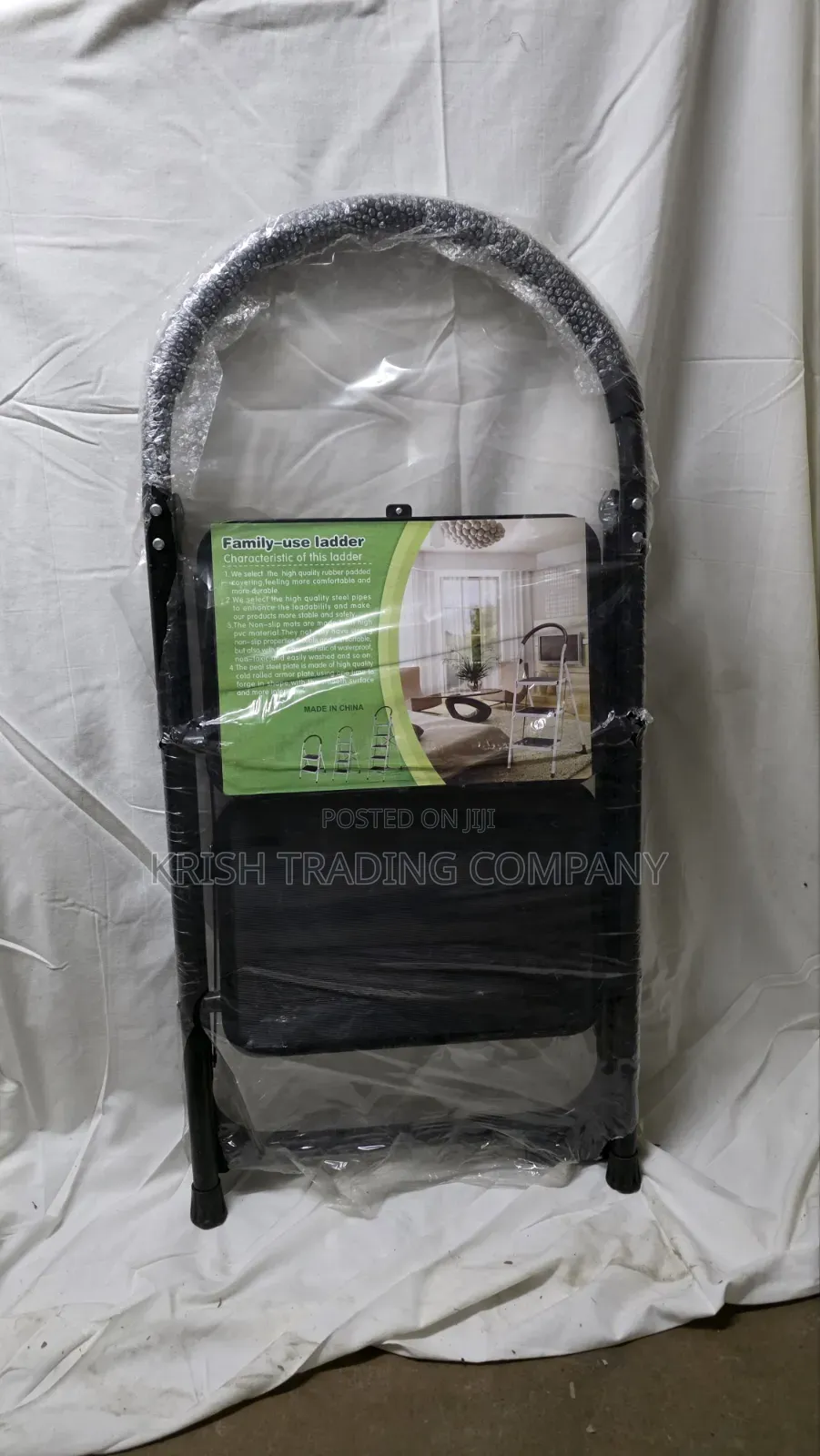 23810b Black 2-Step Ladder