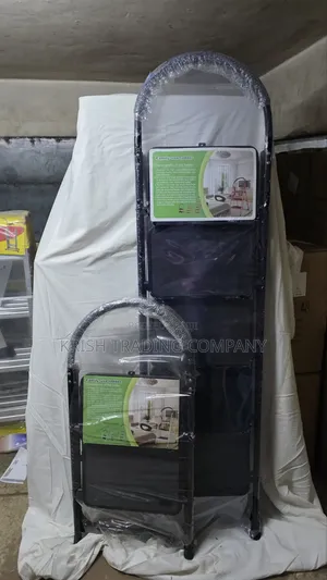 23813b Black 5-Step Ladder