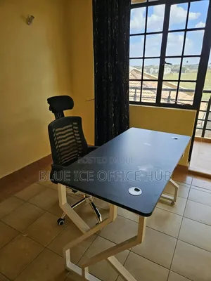 Modern Office ExecutiveTable – Black White