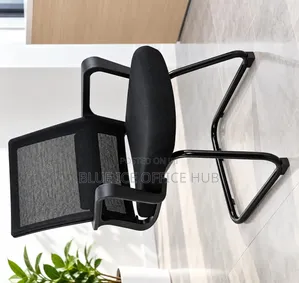 Black Mesh Office Visitor Chair