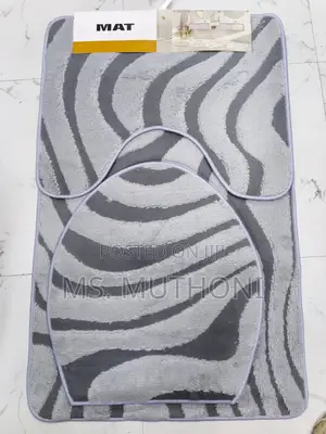 * Abstract Neutral Bathroom Rug and Pedestal Set