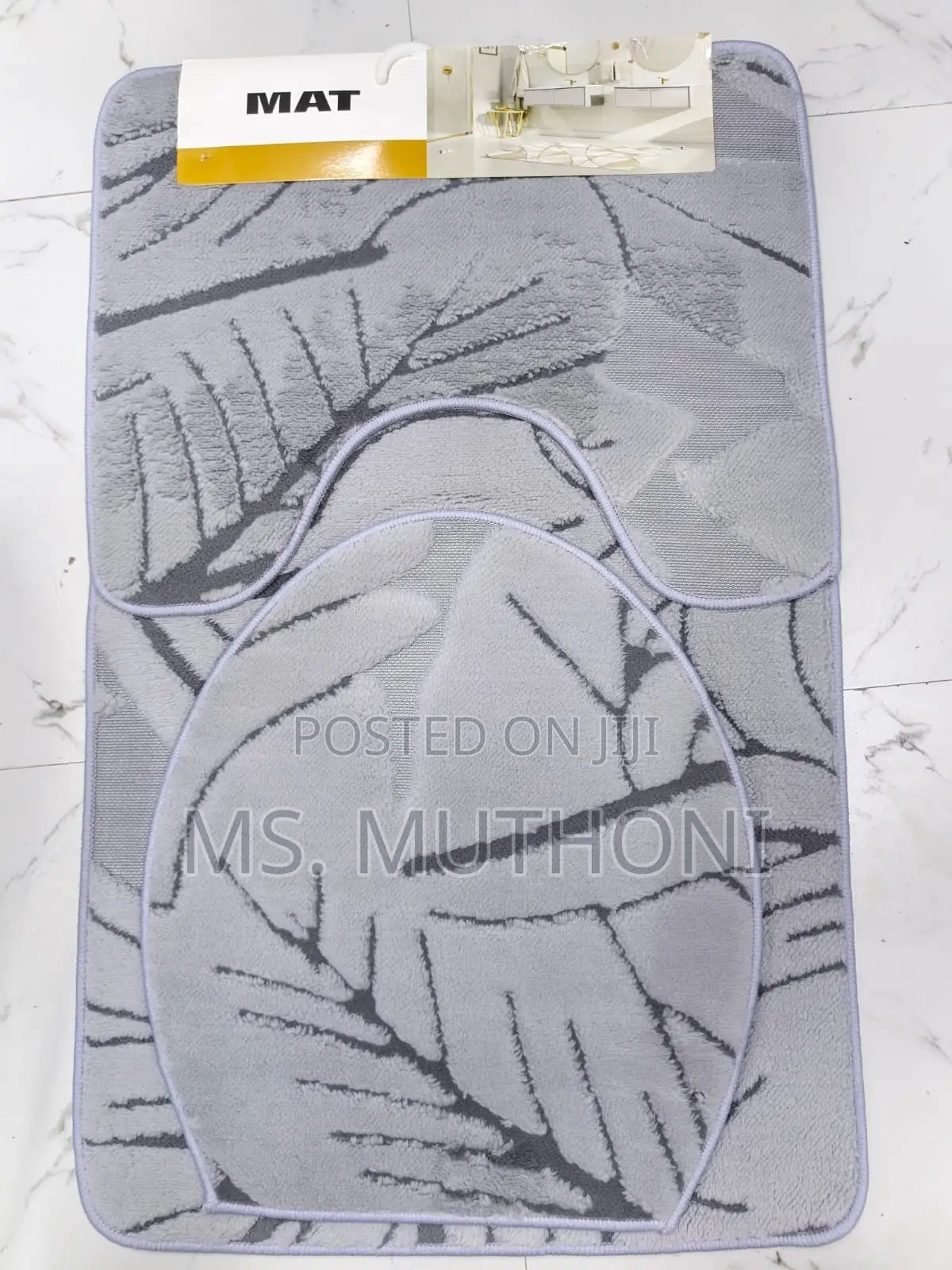 * Abstract Neutral Bathroom Rug and Pedestal Set