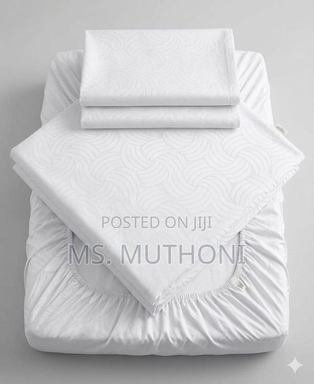6by7 Patterned Fitted Bedsheets Set - main view