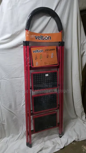 Vrl4 Red 4-Step Ladder