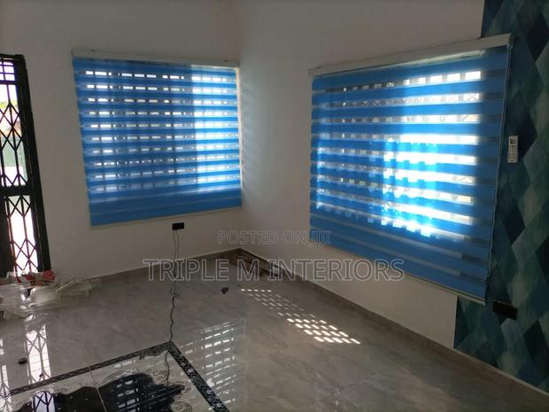 Elegant Horizontal Blinds – Transform Your Windows - thumbnail 2