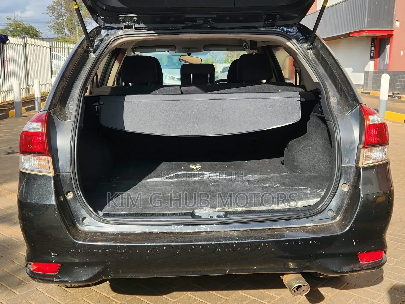 Toyota Corolla Fielder 1.5 Petrol FWD 2015 Black
