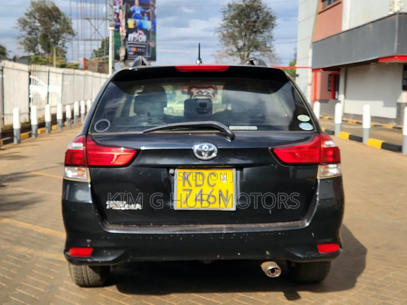 Toyota Corolla Fielder 1.5 Petrol FWD 2015 Black