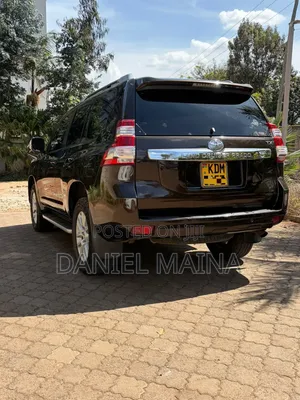 Toyota Land Cruiser Prado 2.7 2017 Maroon