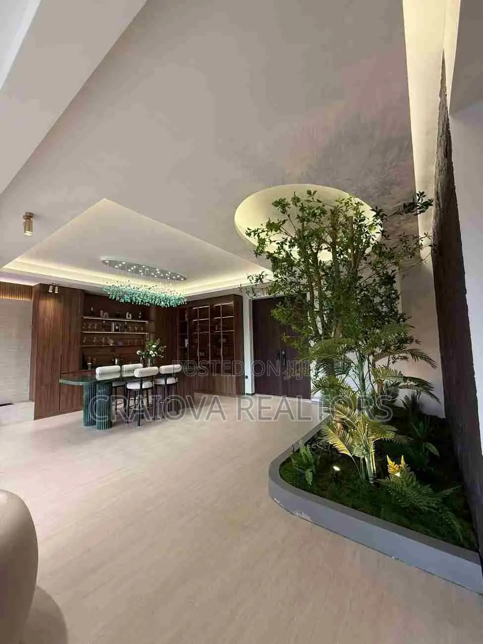 5bdrm Apartment in Spring Valley for sale