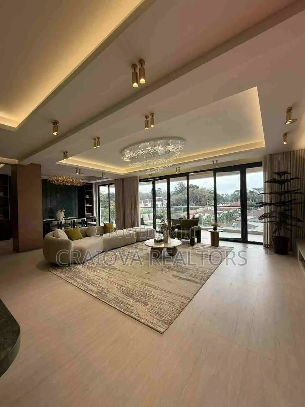 5bdrm Apartment in Spring Valley for sale